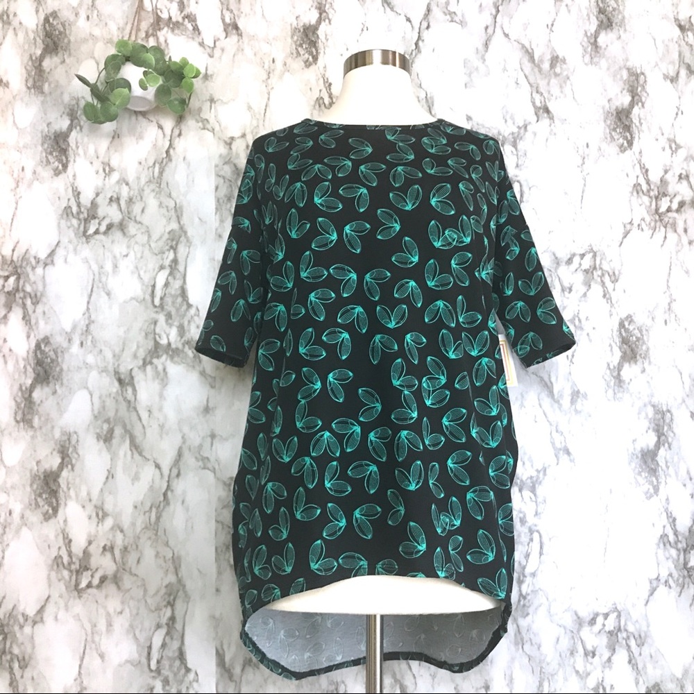 NWT LuLaRoe | Irma Shirt